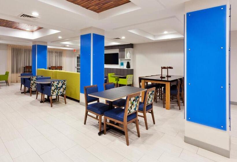 Holiday Inn Express Hotel & Suites Dothan North, An Ihg