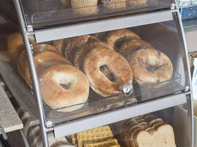 Holiday Inn Express Hotel And Suites Dfw Grapevine, An Ihg