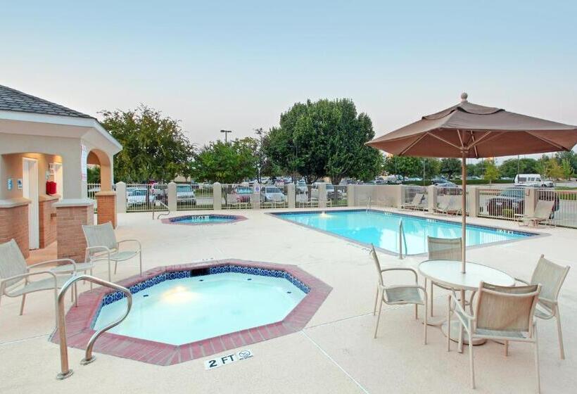 Holiday Inn Express Hotel And Suites Dfw Grapevine, An Ihg