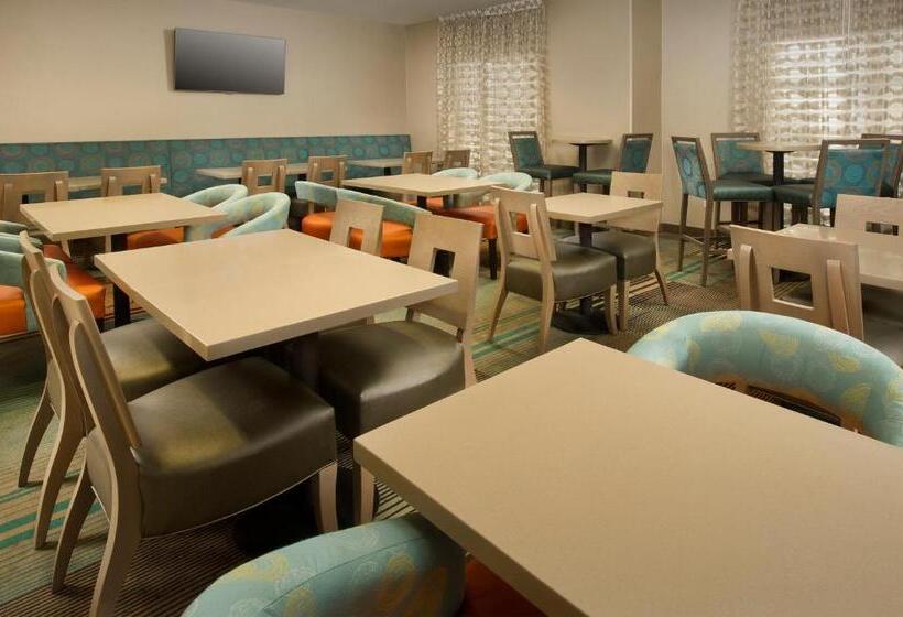 Holiday Inn Express Hotel And Suites Dfw Grapevine, An Ihg