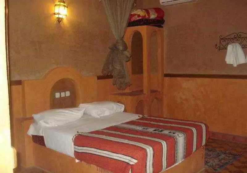 Отель Le Vieux Chateau De Dades