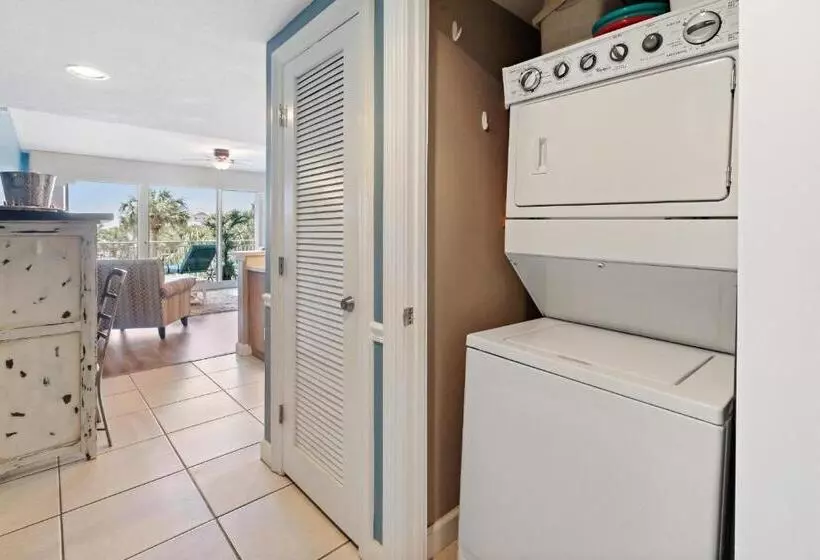 酒店 Sterling Shores 215