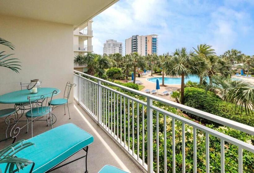 هتل Sterling Shores 215