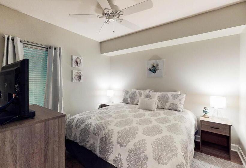 فندق Sterling Shores