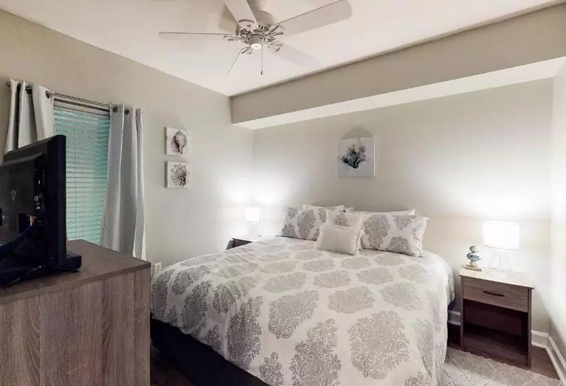 فندق Sterling Shores