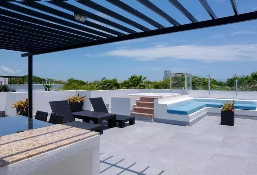 The Fives Beach Hotel & Residences - All Inclusive