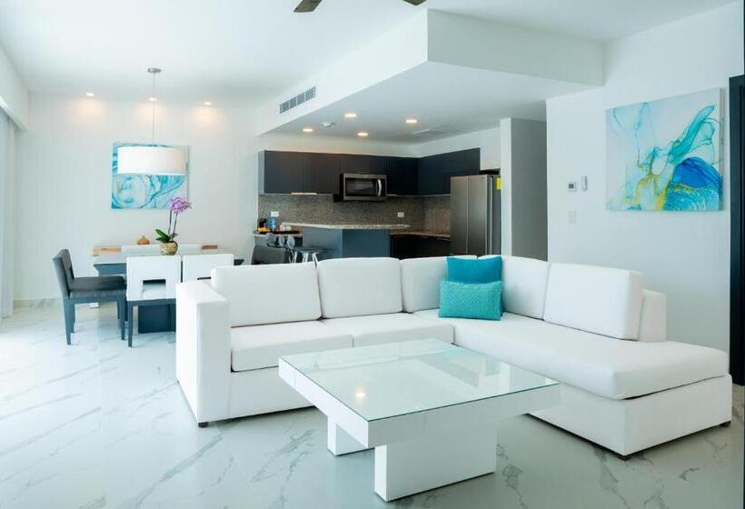 The Fives Beach Hotel & Residences - All Inclusive