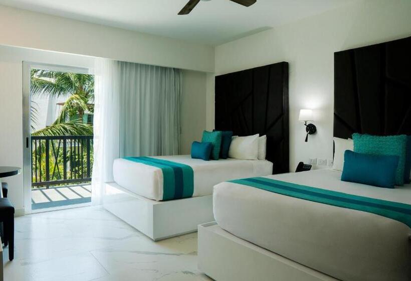 The Fives Beach Hotel & Residences - All Inclusive