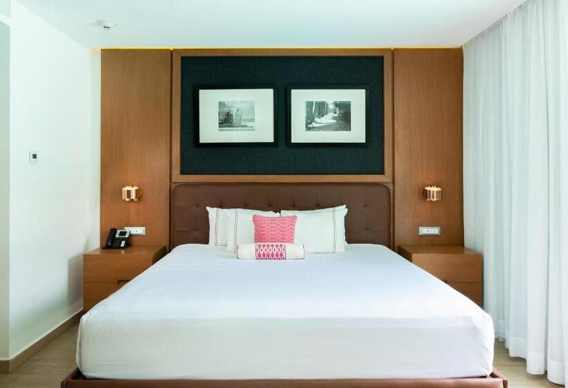 The Fives Beach Hotel & Residences - All Inclusive