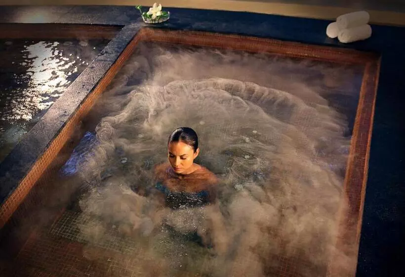 The Fives Beach Hotel & Residences - All Inclusive