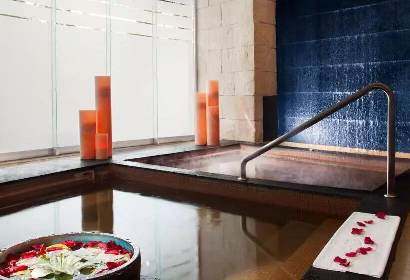 The Fives Beach Hotel & Residences - All Inclusive