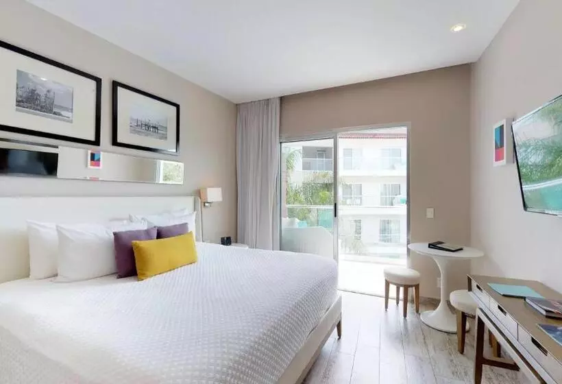 The Fives Beach Hotel & Residences - All Inclusive