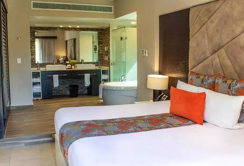 The Fives Beach Hotel & Residences - All Inclusive