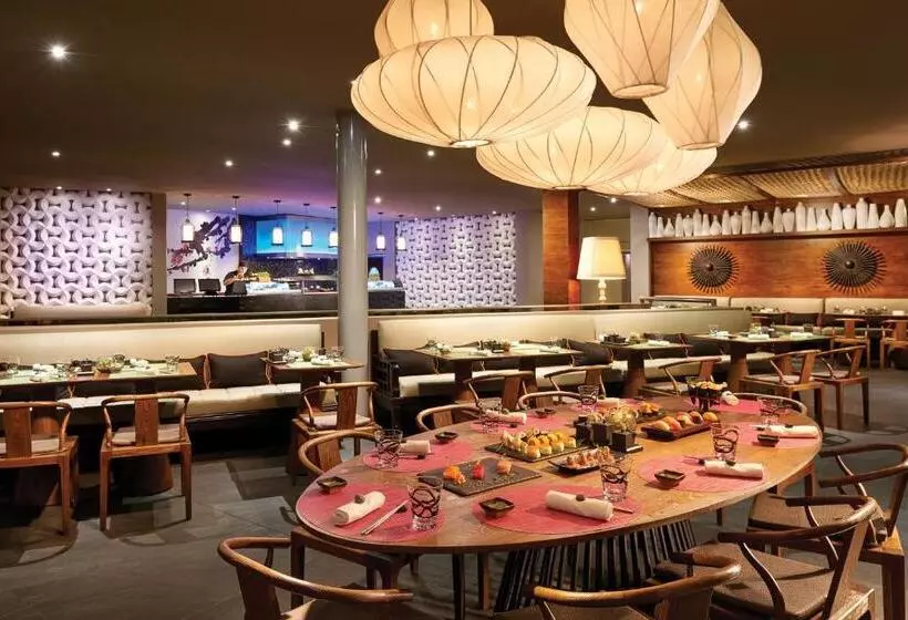 The Fives Beach Hotel & Residences - All Inclusive