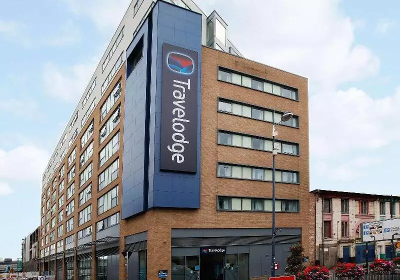 ホテル Travelodge Birmingham Central Bull Ring