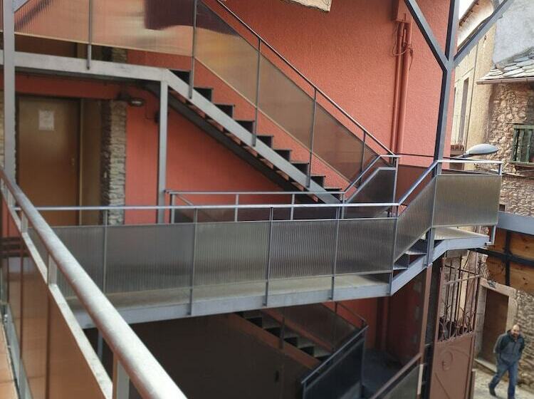 Мотель Hostal Ruso Sc