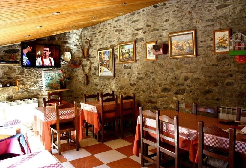 Мотель Hostal Ruso Sc