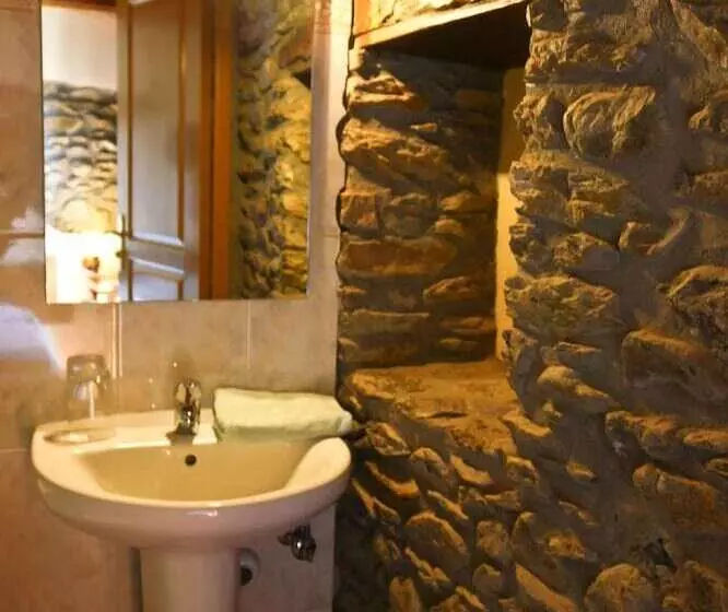 汽车旅馆  Hostal Ruso Sc