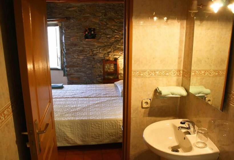 Мотель Hostal Ruso Sc