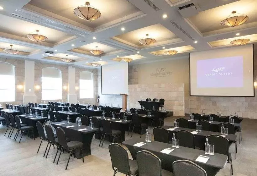 Stadia Suites Mexico City Santa Fe