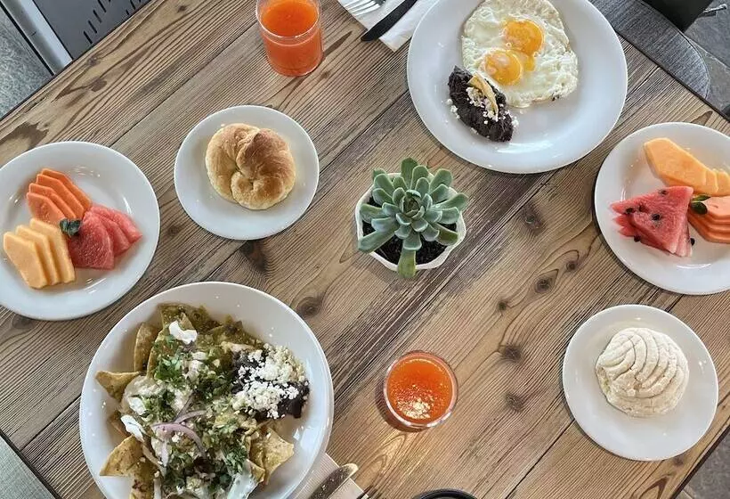 Stadia Suites Mexico City Santa Fe