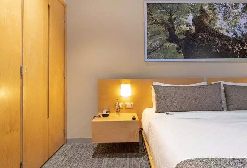 Stadia Suites Mexico City Santa Fe