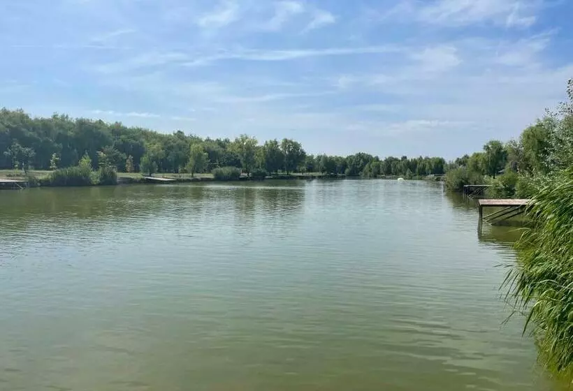 Hotelli Gyirmót Sport & Wellness