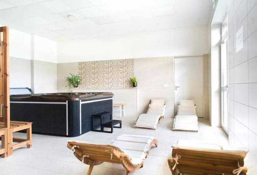 Hotelli Gyirmót Sport & Wellness