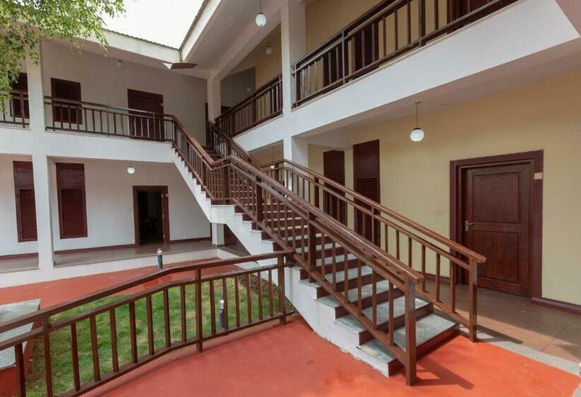 Kstdc Hotel Mayura Yagachi, Belur