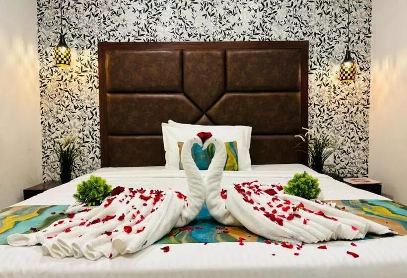 ホテル Oak By Signature Airport Zone Hyderabad