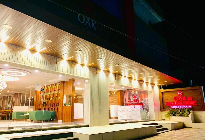 호텔 Oak By Signature Airport Zone Hyderabad