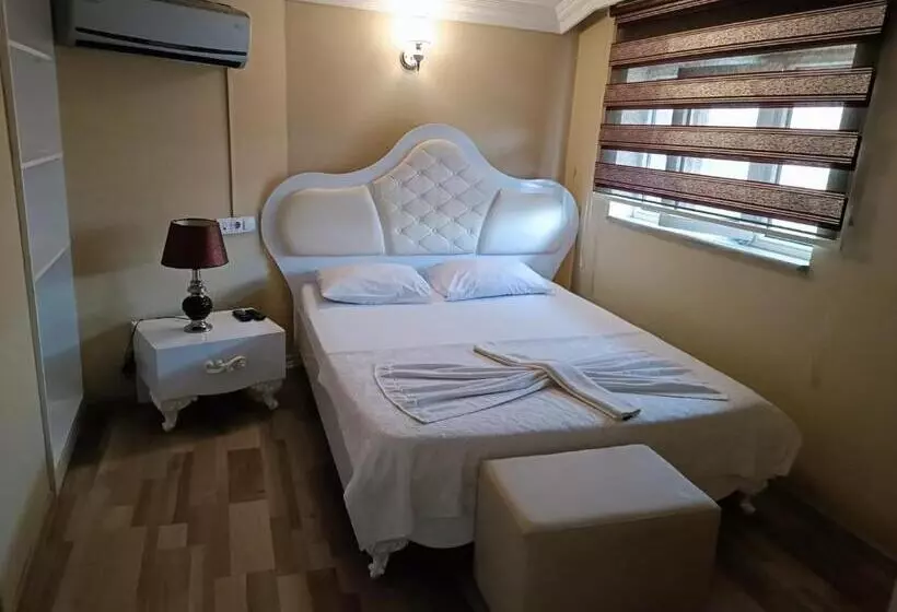 Otel Grand Ri̇o