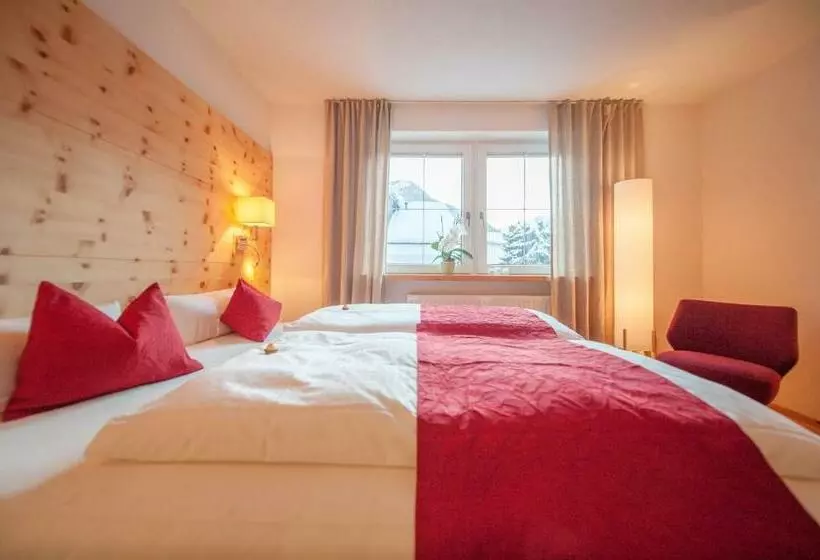 پانسیون Arlsuites