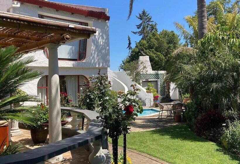 פנסיון Bollinger Guest House