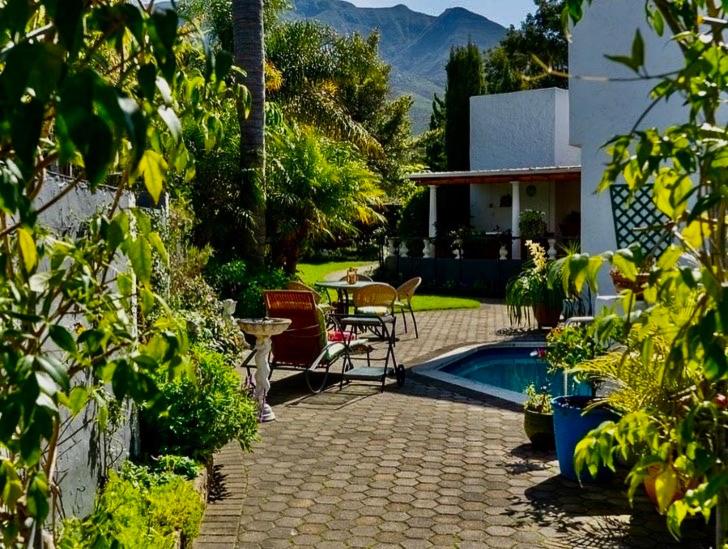 פנסיון Bollinger Guest House