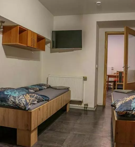 Majatalo Penzion Kotvas