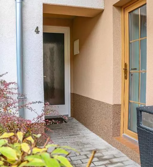 Majatalo Penzion Kotvas