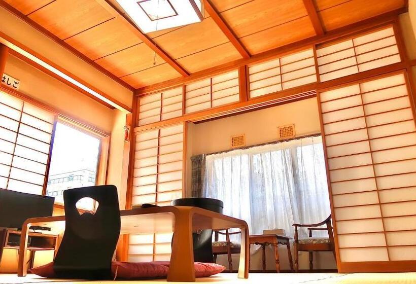 ريوكان Shibu Onsen Kadoya