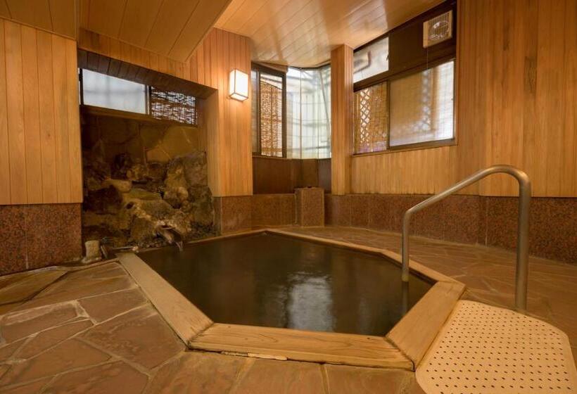 ريوكان Shibu Onsen Kadoya