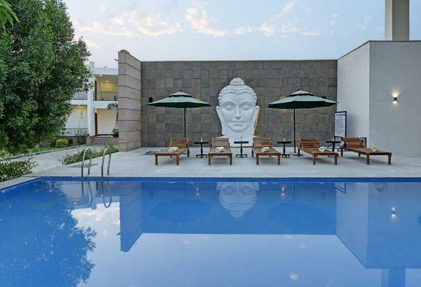 Resort Clarks Safari Ranthambore