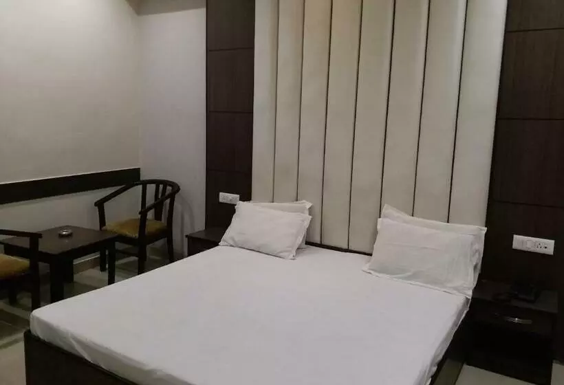 Hôtel G C Regency