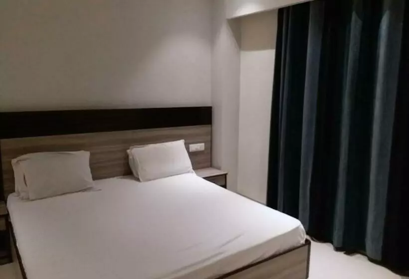 Hôtel G C Regency