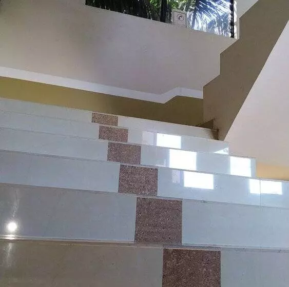 ホテル Hostal Nuevo Amanecer