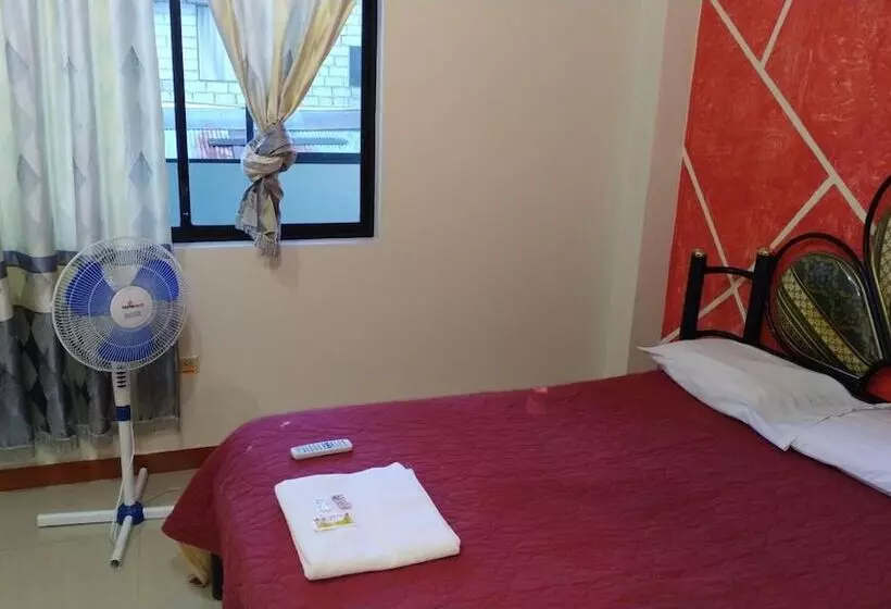ホテル Hostal Nuevo Amanecer