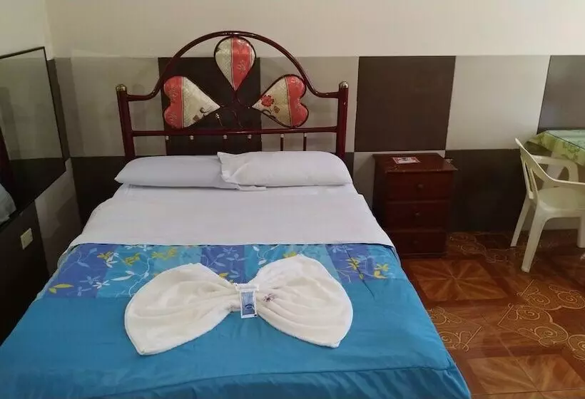 ホテル Hostal Nuevo Amanecer