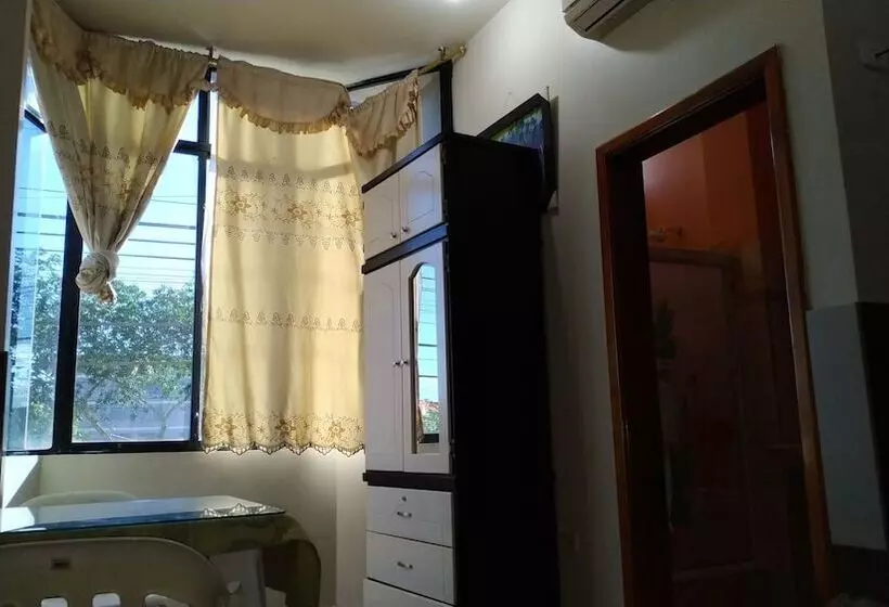 ホテル Hostal Nuevo Amanecer
