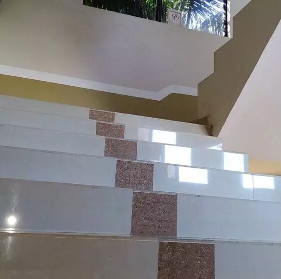 ホテル Hostal Nuevo Amanecer