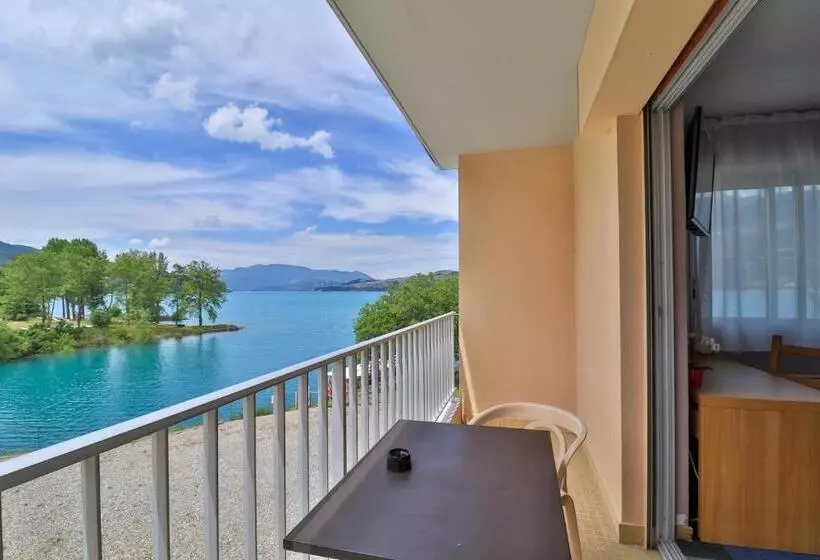 ホテル Hôtel Les Flots Bleus