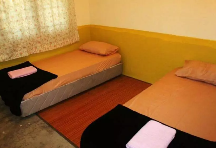 ホテル Oyo 90307 Kb Guest House, Jln Pcb