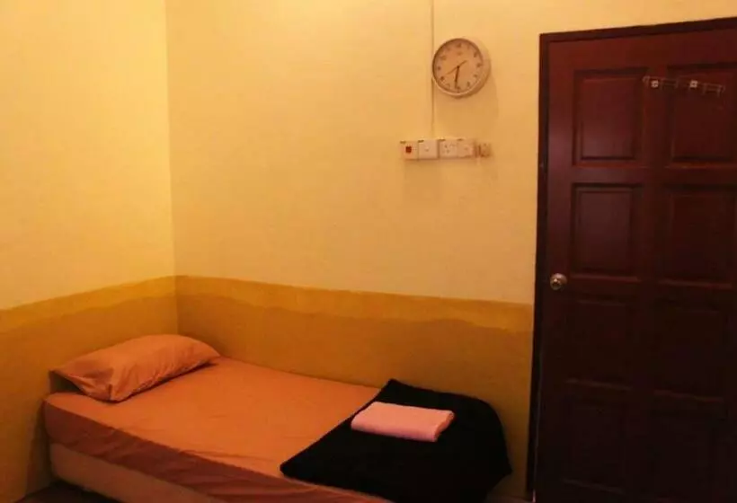 ホテル Oyo 90307 Kb Guest House, Jln Pcb
